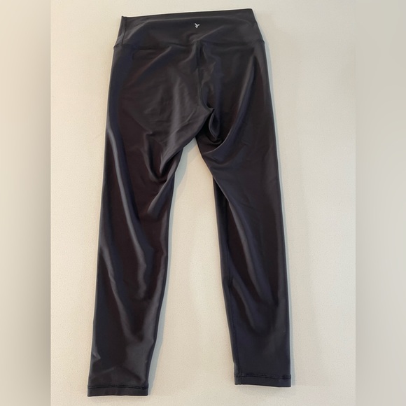 Old Navy Active Leggings - Picture 2 of 4